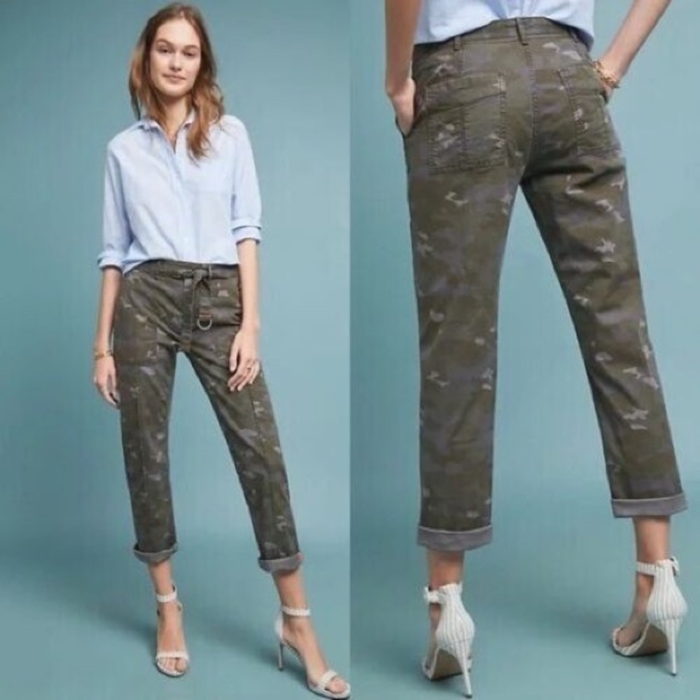 Anthropologie Wanderer Straight Leg Utility Pants in Moss Camouflage  size 27/4